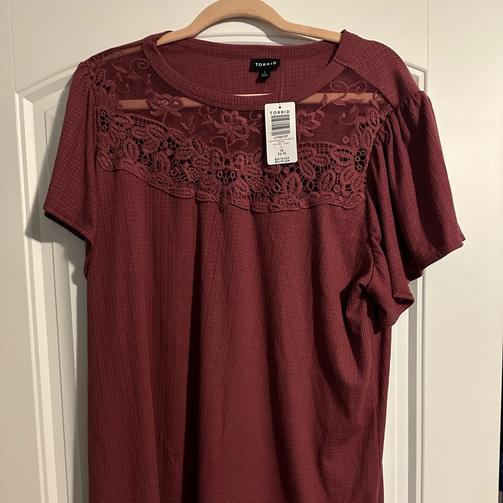 torrid Rose Lace Yoke Ribbed short Sleeve Top